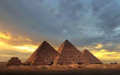 giza-pyramid-.webp