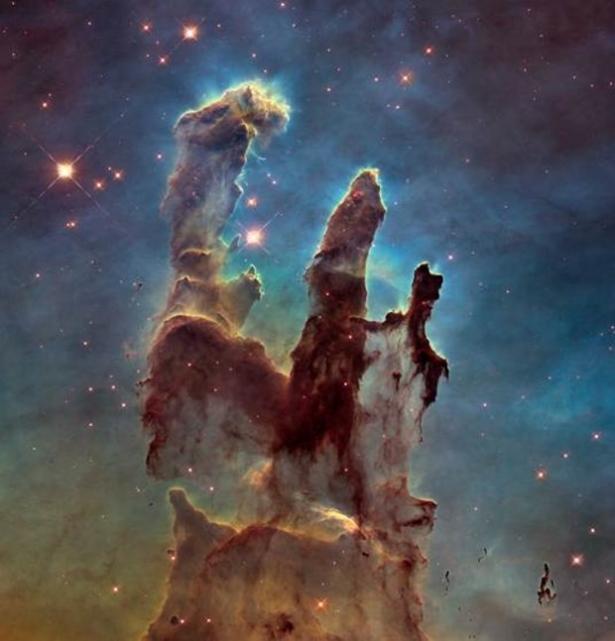Hubble  Teleskobundan  Kâinat görüntüleri