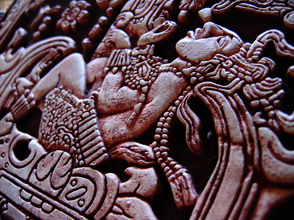 Esrarengiz Palenque Taşı